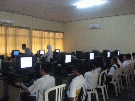 Laboratorium Komputasi SMP Negeri 2 Surabaya